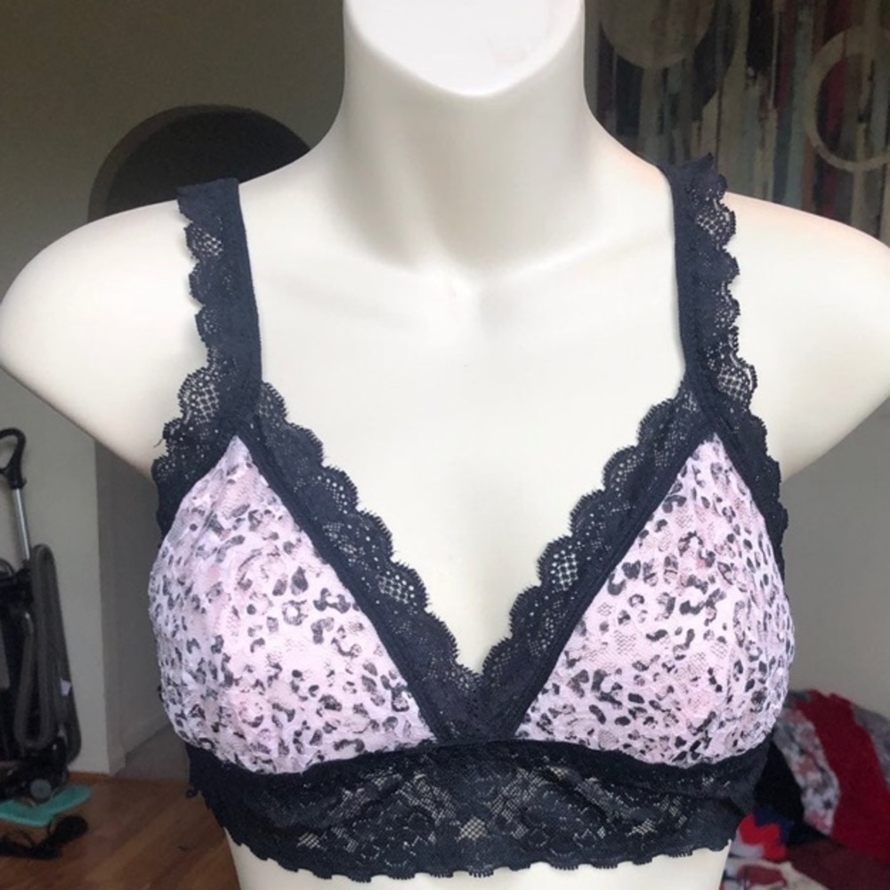 Valentine's Day‎ lace bralette